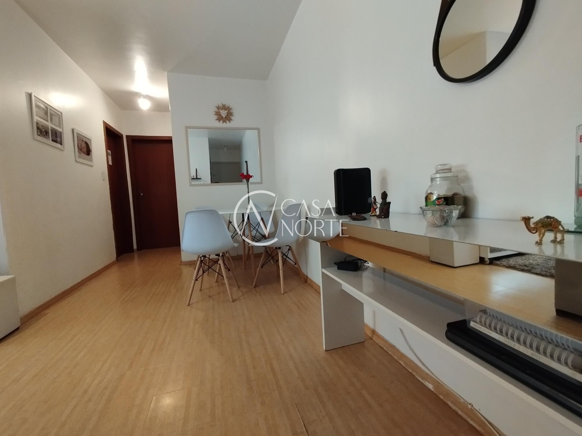 Apartamento à venda com 2 quartos, 54m², 1 vaga, Rua Doutor Campos Velho no bairro Cristal em Porto Alegre