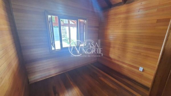 Casa à venda com 4 quartos, 90m², 2 vagas, Avenida Joaquim Martins da Silva no bairro Belém Novo em Porto Alegre