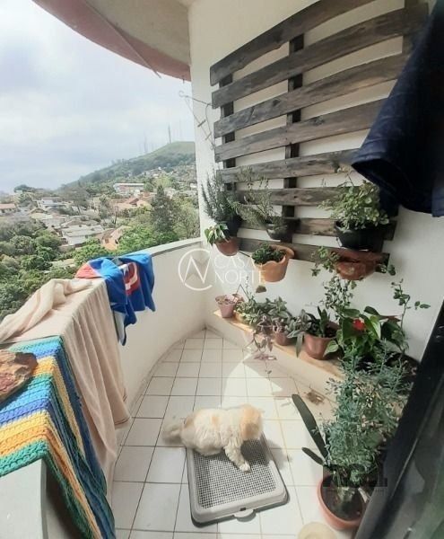 Apartamento à venda com 2 quartos, 55m², 1 vaga, Rua General Jonathas Borges Fortes no bairro Glória em Porto Alegre