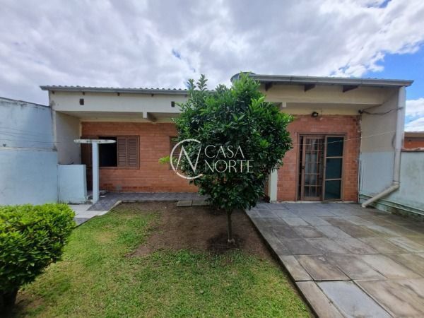 Sobrado à venda com 4 quartos, 262m², 1 suíte, 4 vagas, Rua Túnel Verde no bairro Ponta Grossa em Porto Alegre