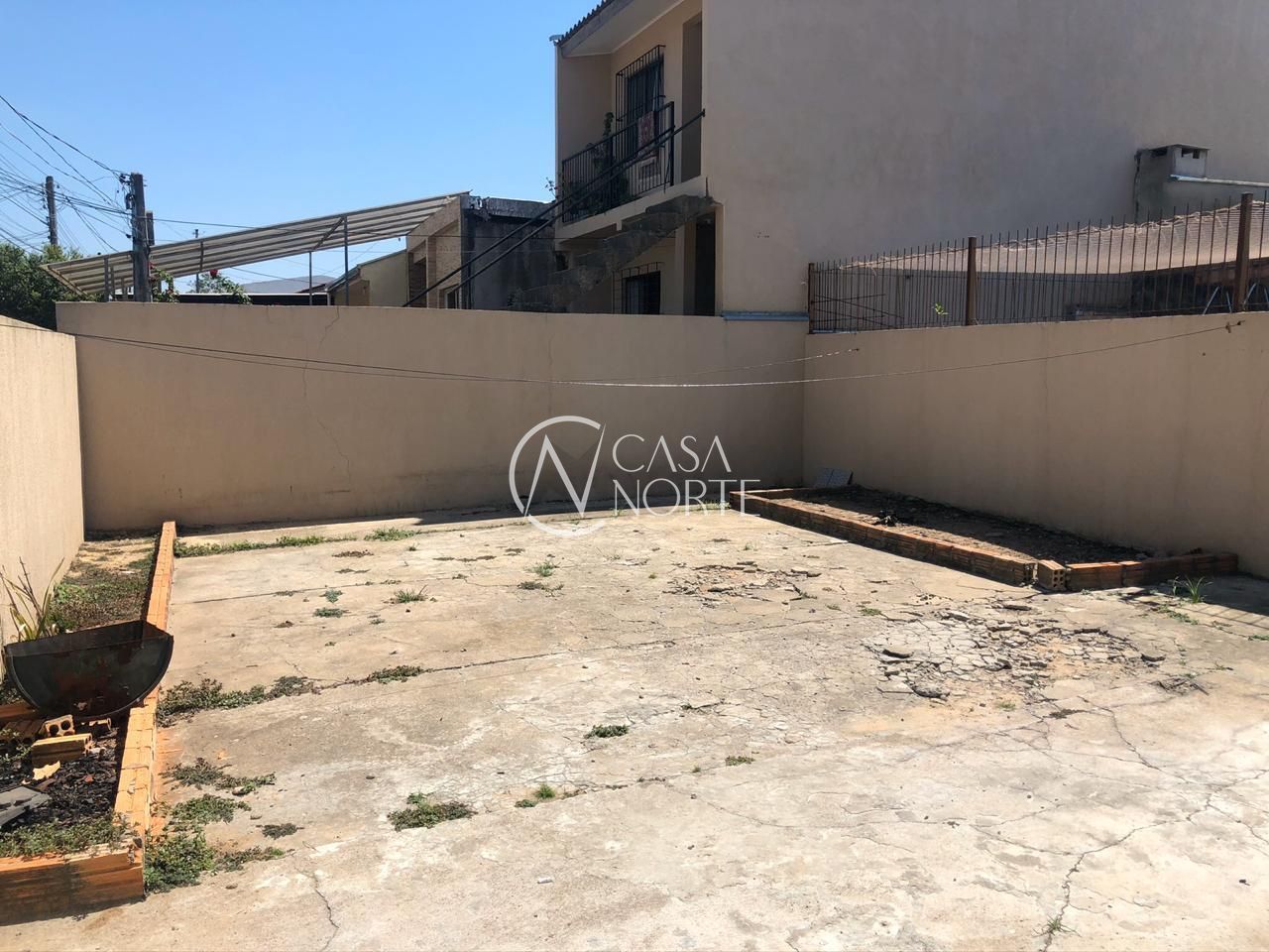 Casa à venda com 4 quartos, 179m², 3 suítes, 2 vagas, Rua Doutor Antônio Mazzaferro Neto no bairro Hípica em Porto Alegre