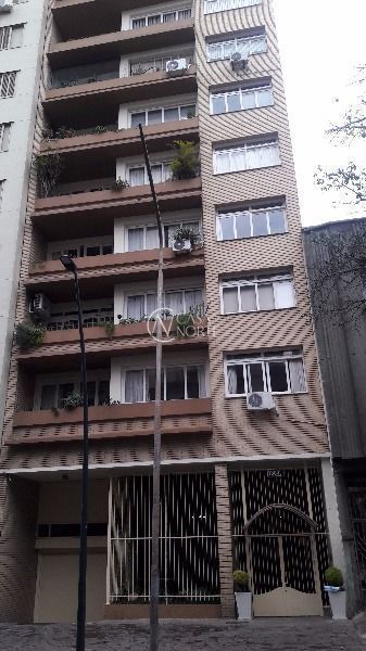 Apartamento à venda com 3 quartos, 202m², 1 suíte, 1 vaga, Rua Duque de Caxias no bairro Centro Histórico em Porto Alegre