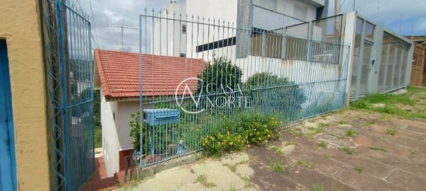 Casa à venda com 2 quartos, 62m², Rua Antônio Divan no bairro Teresópolis em Porto Alegre