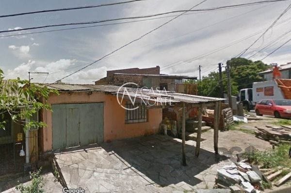 Casa à venda com 3 quartos, 122m², 4 vagas, Rua Gregório Perez no bairro Cavalhada em Porto Alegre