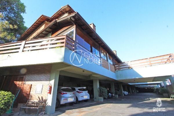 Casa de Condomínio à venda com 3 quartos, 258m², 1 suíte, 2 vagas, Doutor David de Azevedo Gusmao no bairro Jardim Isabel em Porto Alegre