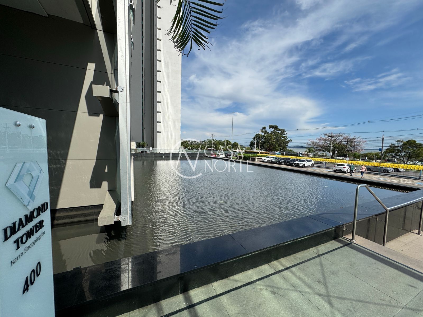 Sala Comercial à venda com 2 quartos, 43m², 1 vaga, Avenida Diário de Notícias no bairro Cristal em Porto Alegre