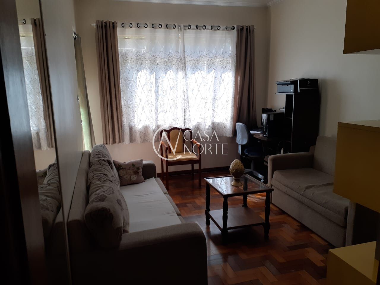 Casa à venda com 4 quartos, 198m², 1 suíte, 3 vagas, Rua Doze de Outubro no bairro Partenon em Porto Alegre