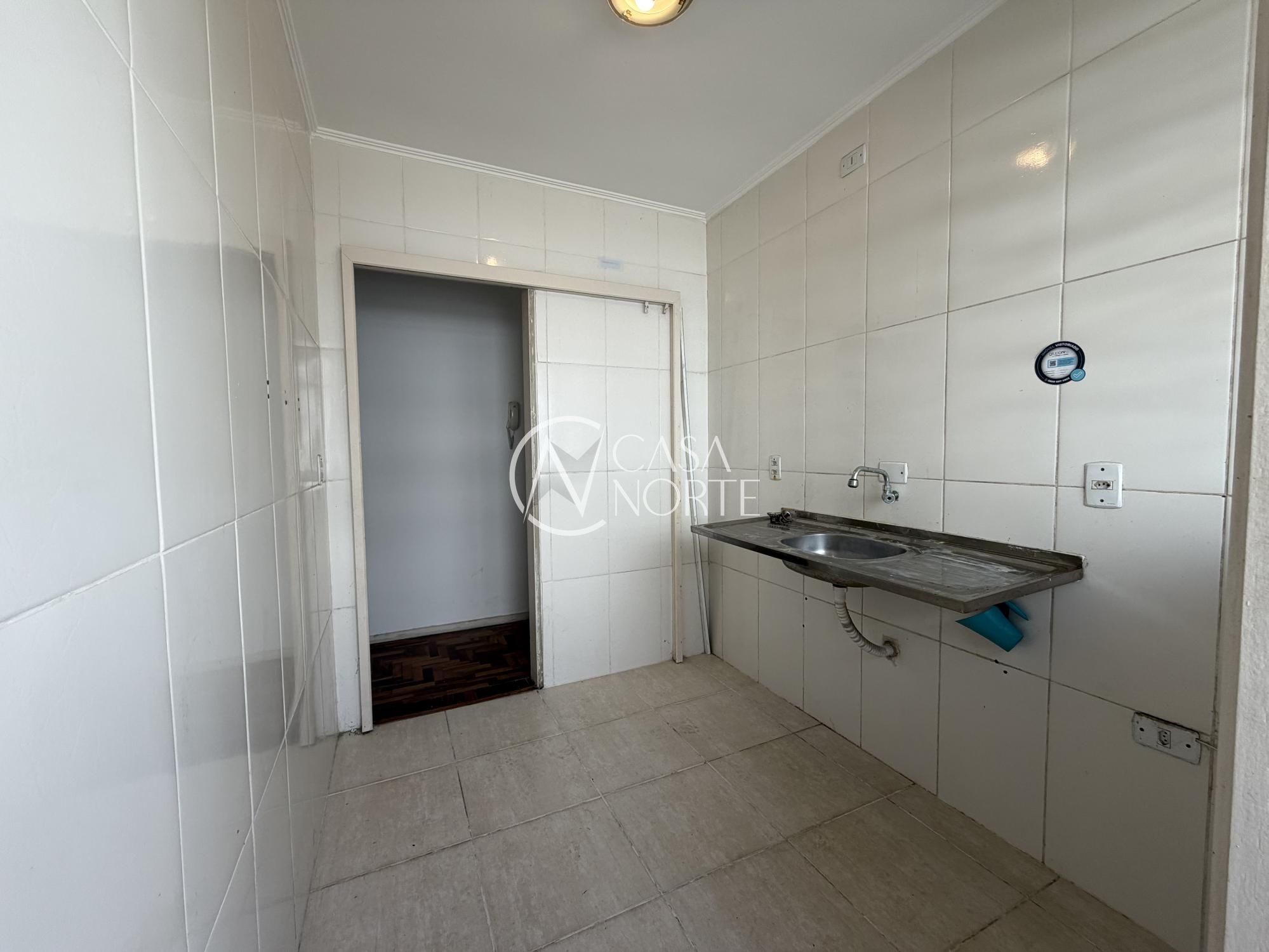 Apartamento à venda com 2 quartos, 57m², Rua Camaquã no bairro Camaquã em Porto Alegre