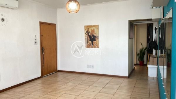 Apartamento à venda com 3 quartos, 114m², 1 suíte, 1 vaga, Avenida Eduardo Prado no bairro Ipanema em Porto Alegre