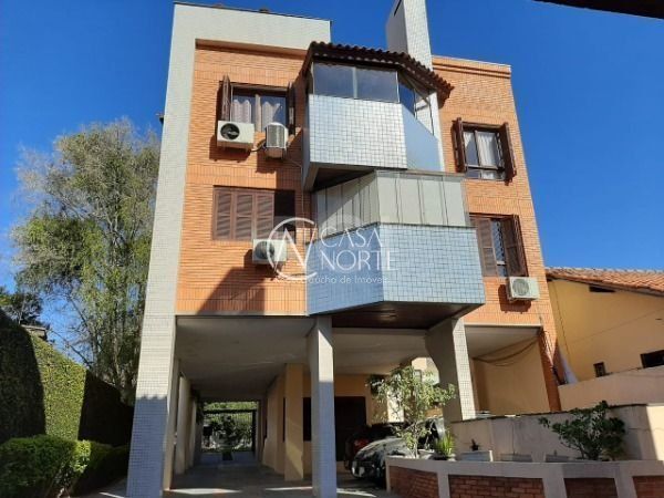 Cobertura à venda com 3 quartos, 137m², 2 vagas, Rua Doutor Barcelos no bairro Tristeza em Porto Alegre