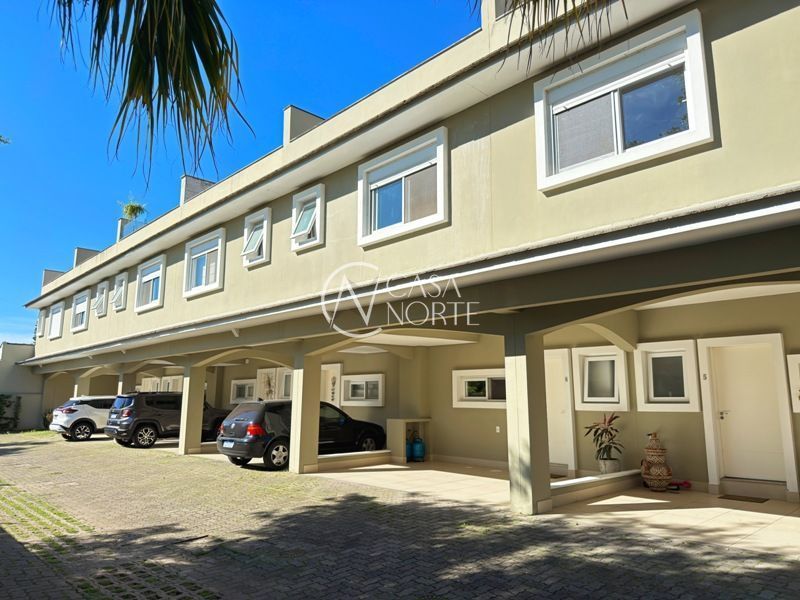 Casa de Condomínio à venda com 3 quartos, 189m², 1 suíte, 3 vagas, Rua Mário Totta no bairro Tristeza em Porto Alegre