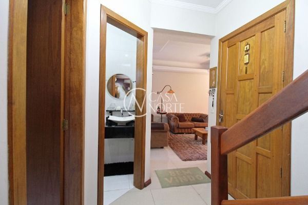 Casa de Condomínio à venda com 3 quartos, 150m², 1 suíte, 2 vagas, Avenida da Serraria no bairro Espírito Santo em Porto Alegre