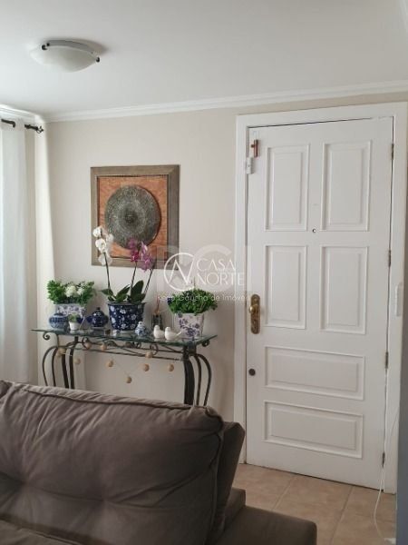 Casa à venda com 3 quartos, 132m², 1 suíte, 4 vagas, Rua Luiz Delfino no bairro Ipanema em Porto Alegre