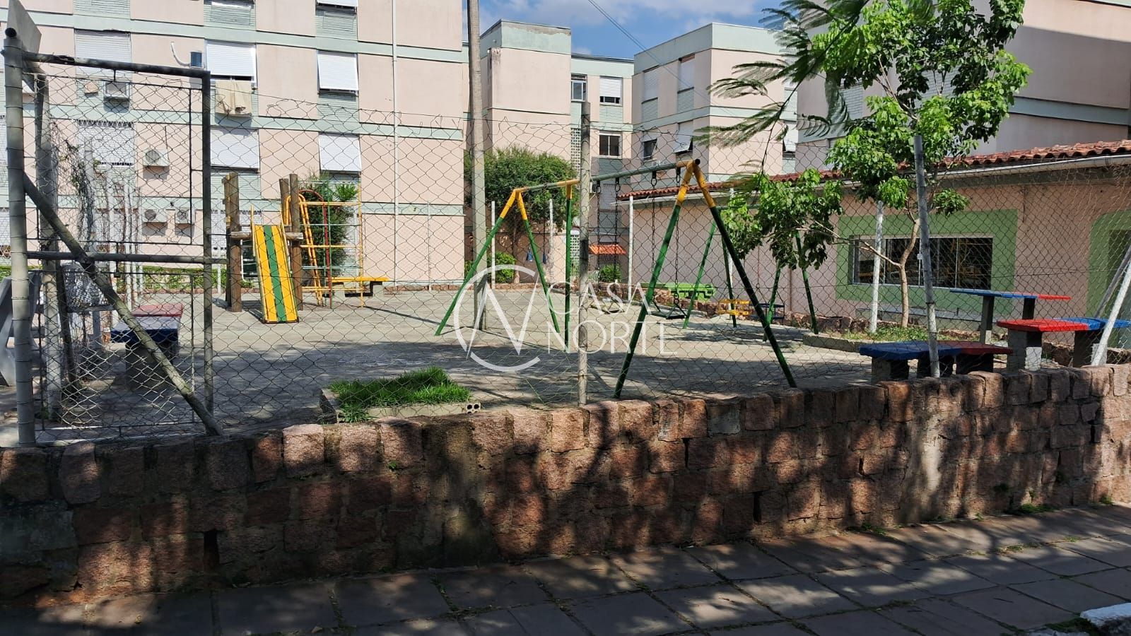 Apartamento à venda com 3 quartos, 63m², 1 vaga, Avenida Capivari no bairro Cristal em Porto Alegre