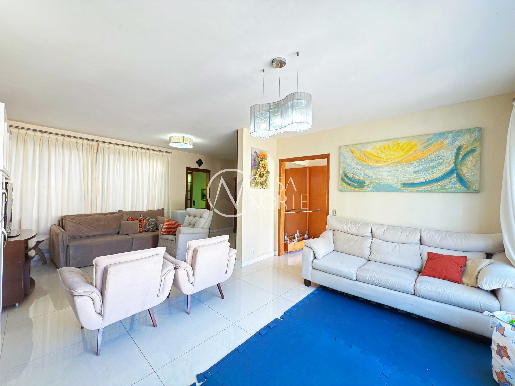 Casa à venda com 3 quartos, 250m², 1 suíte, 4 vagas, Rua Almirante Câmara no bairro Tristeza em Porto Alegre