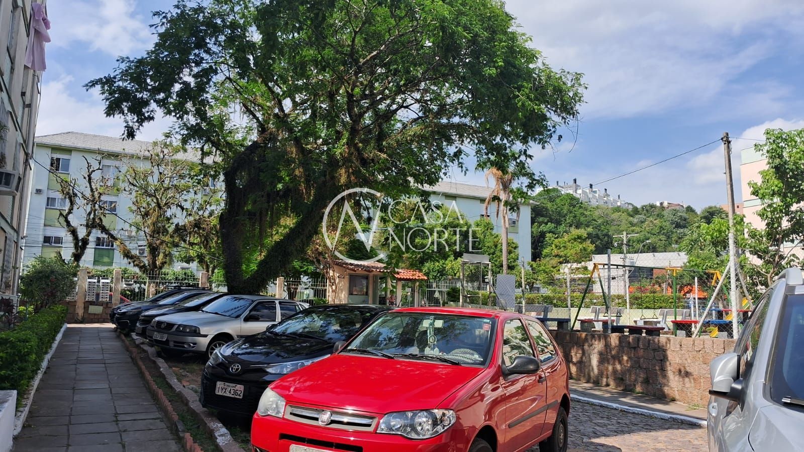 Apartamento à venda com 3 quartos, 63m², 1 vaga, Avenida Capivari no bairro Cristal em Porto Alegre