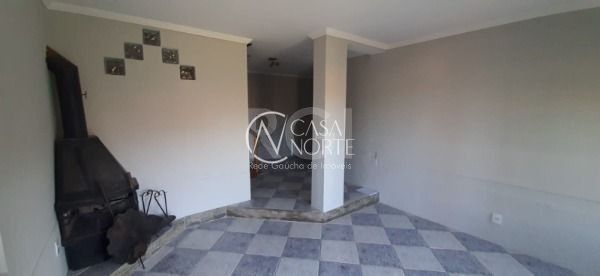 Sobrado à venda com 3 quartos, 246m², 1 suíte, 2 vagas, Rua Angelo Passuelo no bairro Vila Nova em Porto Alegre