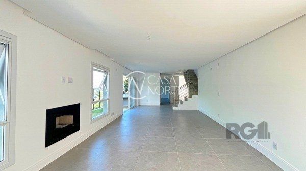 Casa à venda com 3 quartos, 210m², 2 suítes, 2 vagas, Rua José Sanguinetti no bairro Jardim Isabel em Porto Alegre