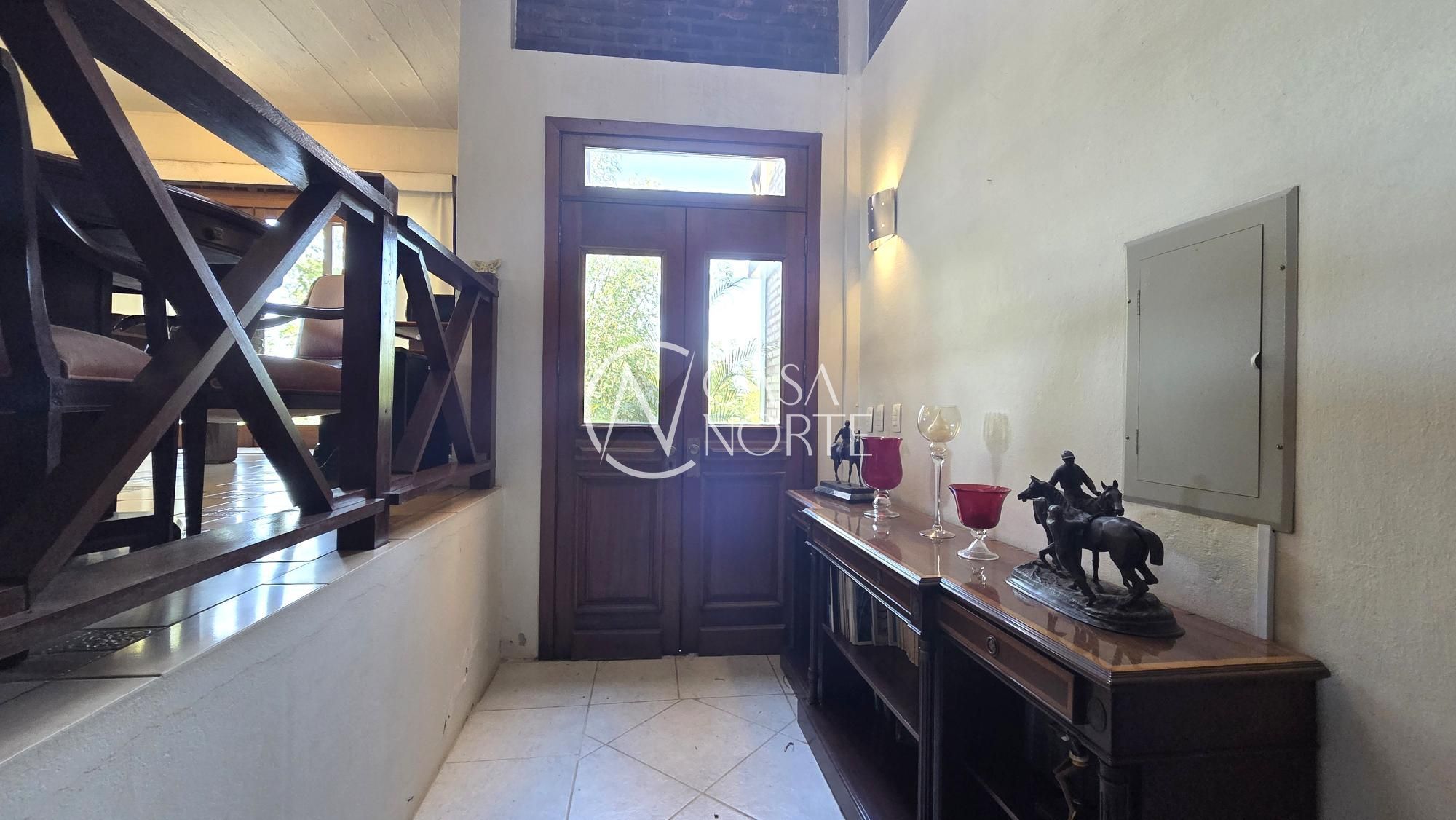 Casa à venda com 4 quartos, 499m², 2 suítes, 3 vagas, Rua Professor Padre Gomes no bairro Sétimo Céu em Porto Alegre