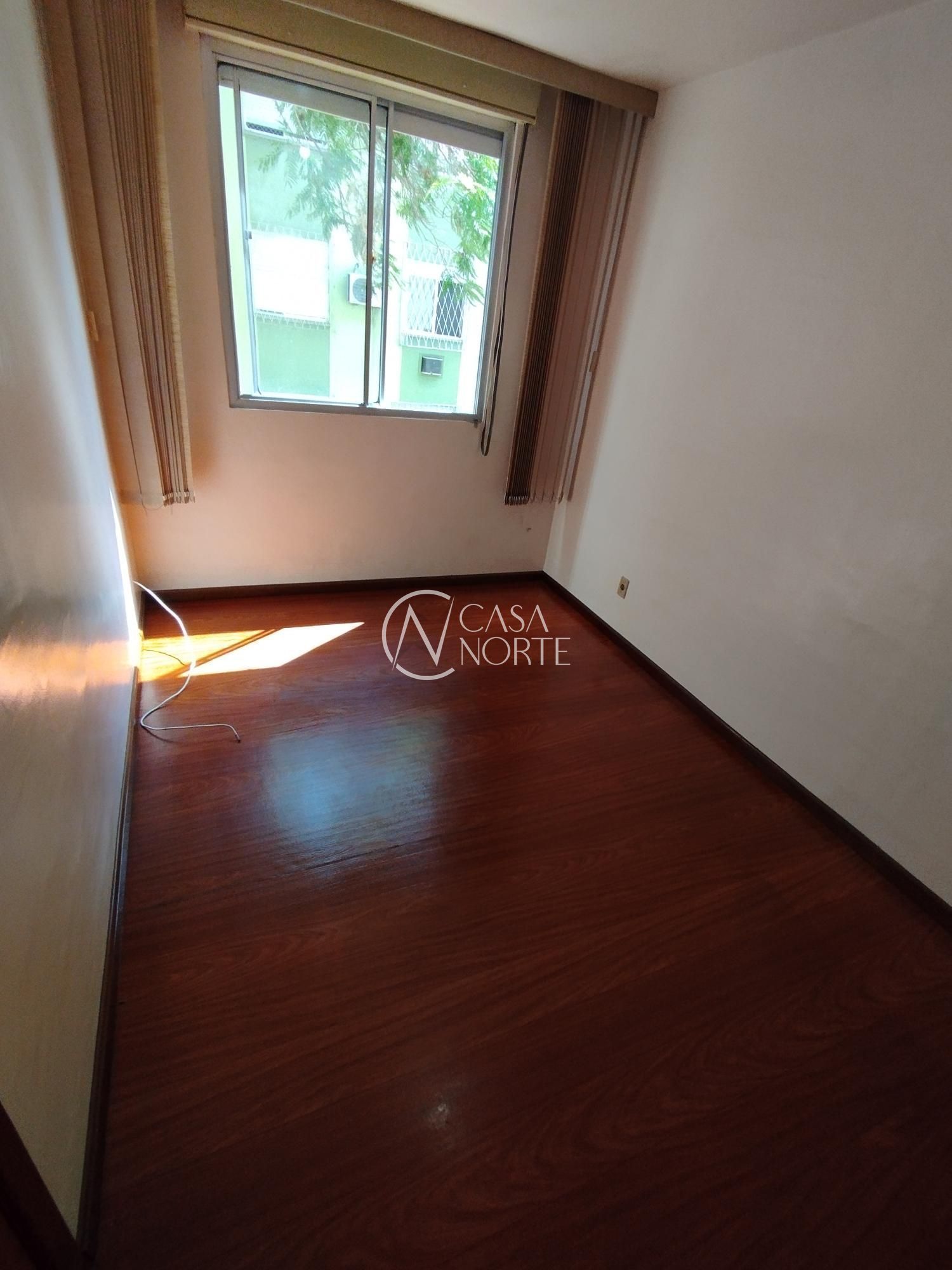 Apartamento à venda com 1 quarto, 35m², 1 vaga, Estrada João Salomoni no bairro Vila Nova em Porto Alegre