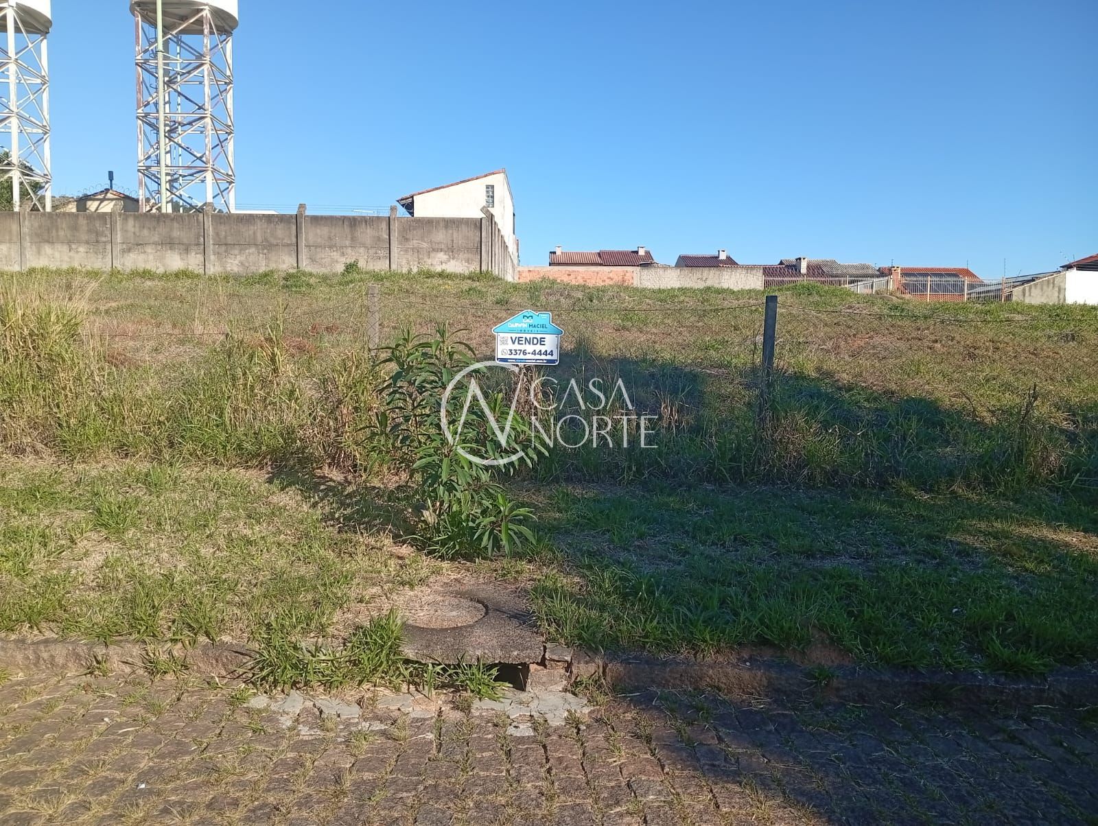 Terreno à venda  com 378m², Rua Professor Othon Santos Silva no bairro Aberta dos Morros em Porto Alegre
