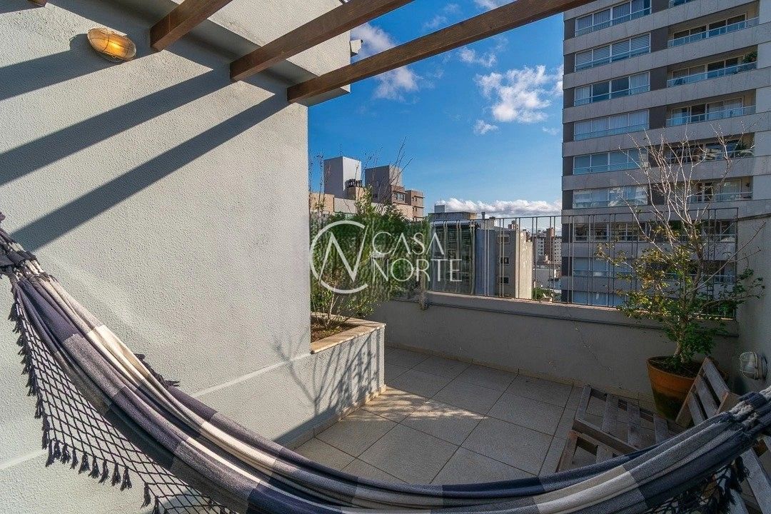 Cobertura à venda com 2 quartos, 166m², 1 suíte, 1 vaga, Avenida Itajaí no bairro Petrópolis em Porto Alegre