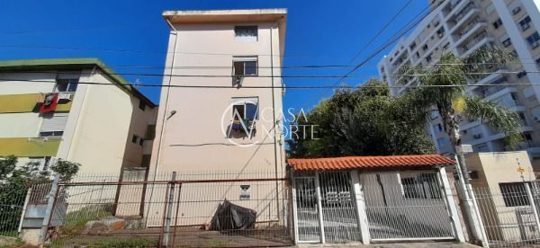Apartamento à venda com 2 quartos, 77m², 2 vagas, Rua Lasar Segall no bairro São Sebastião em Porto Alegre