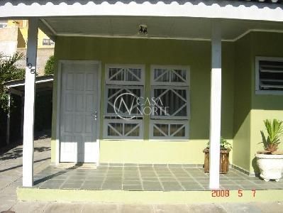 Casa à venda com 3 quartos, 109m², 2 vagas, Rua Carlos Nobre no bairro Ipanema em Porto Alegre