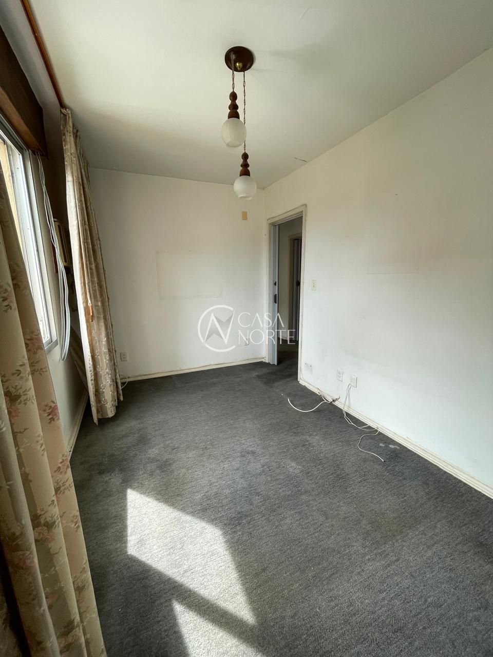 Apartamento à venda com 3 quartos, 80m², Avenida Jacuí no bairro Cristal em Porto Alegre