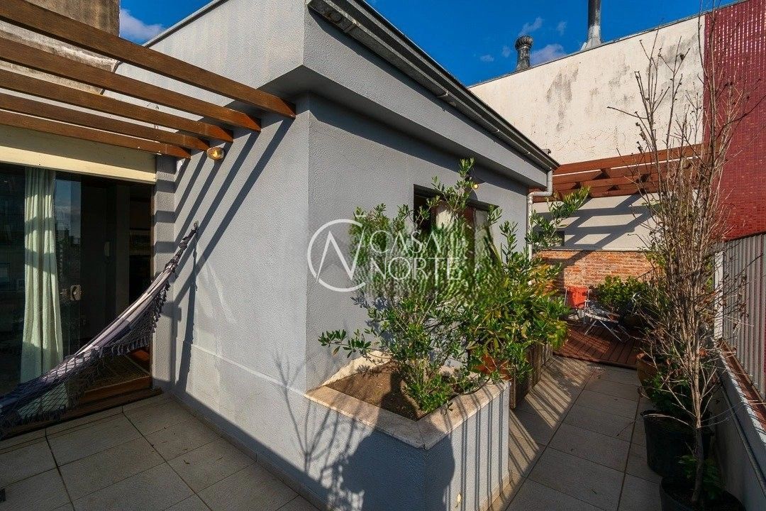 Cobertura à venda com 2 quartos, 166m², 1 suíte, 1 vaga, Avenida Itajaí no bairro Petrópolis em Porto Alegre