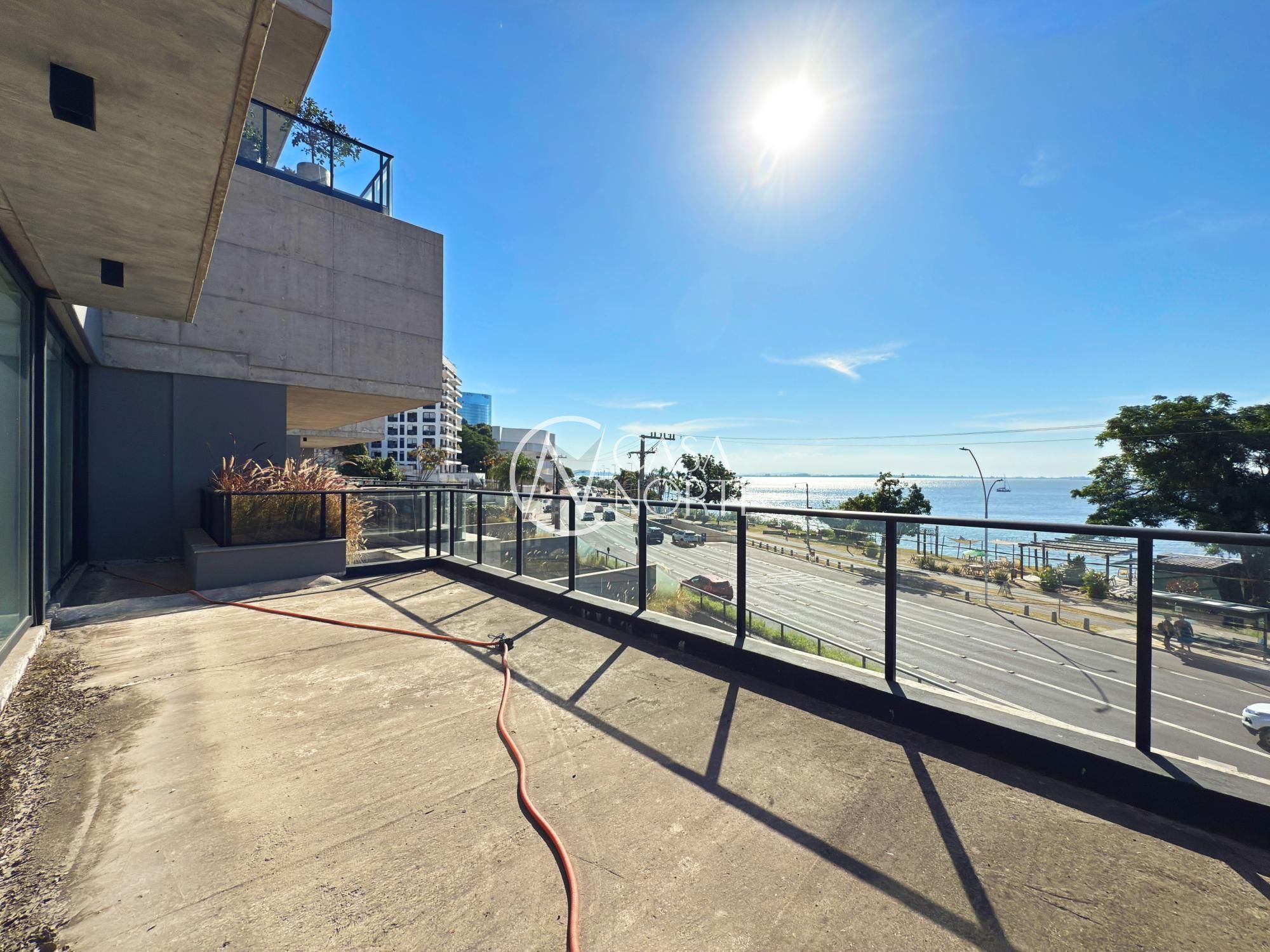 Apartamento à venda com 3 quartos, 230m², 3 suítes, 4 vagas, Avenida Padre Cacique no bairro Praia de Belas em Porto Alegre