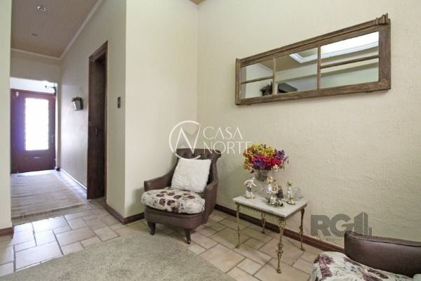 Casa à venda com 3 quartos, 222m², 2 vagas, Rua Gaspar Martins no bairro Floresta em Porto Alegre