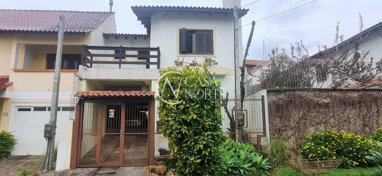 Sobrado à venda com 3 quartos, 137m², 1 suíte, 3 vagas, Rua Kyve T. Knijnik no bairro Espírito Santo em Porto Alegre