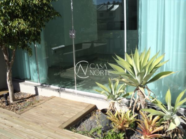 Casa à venda com 3 quartos, 160m², 1 suíte, 2 vagas, Rua Roberto Santini no bairro Aberta dos Morros em Porto Alegre