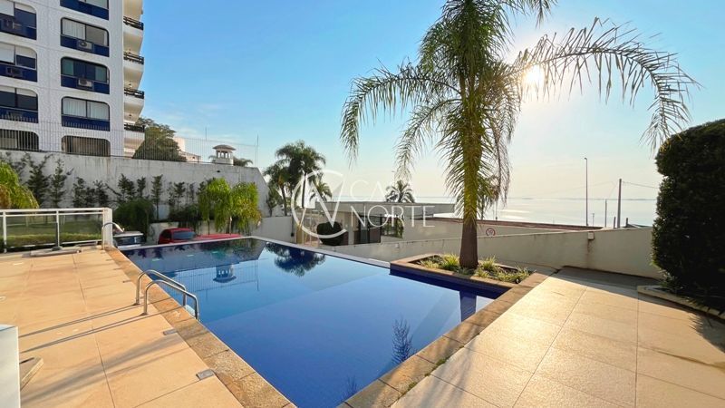 Casa de Condomínio à venda com 4 quartos, 250m², 3 suítes, 3 vagas, Avenida Padre Cacique no bairro Praia de Belas em Porto Alegre