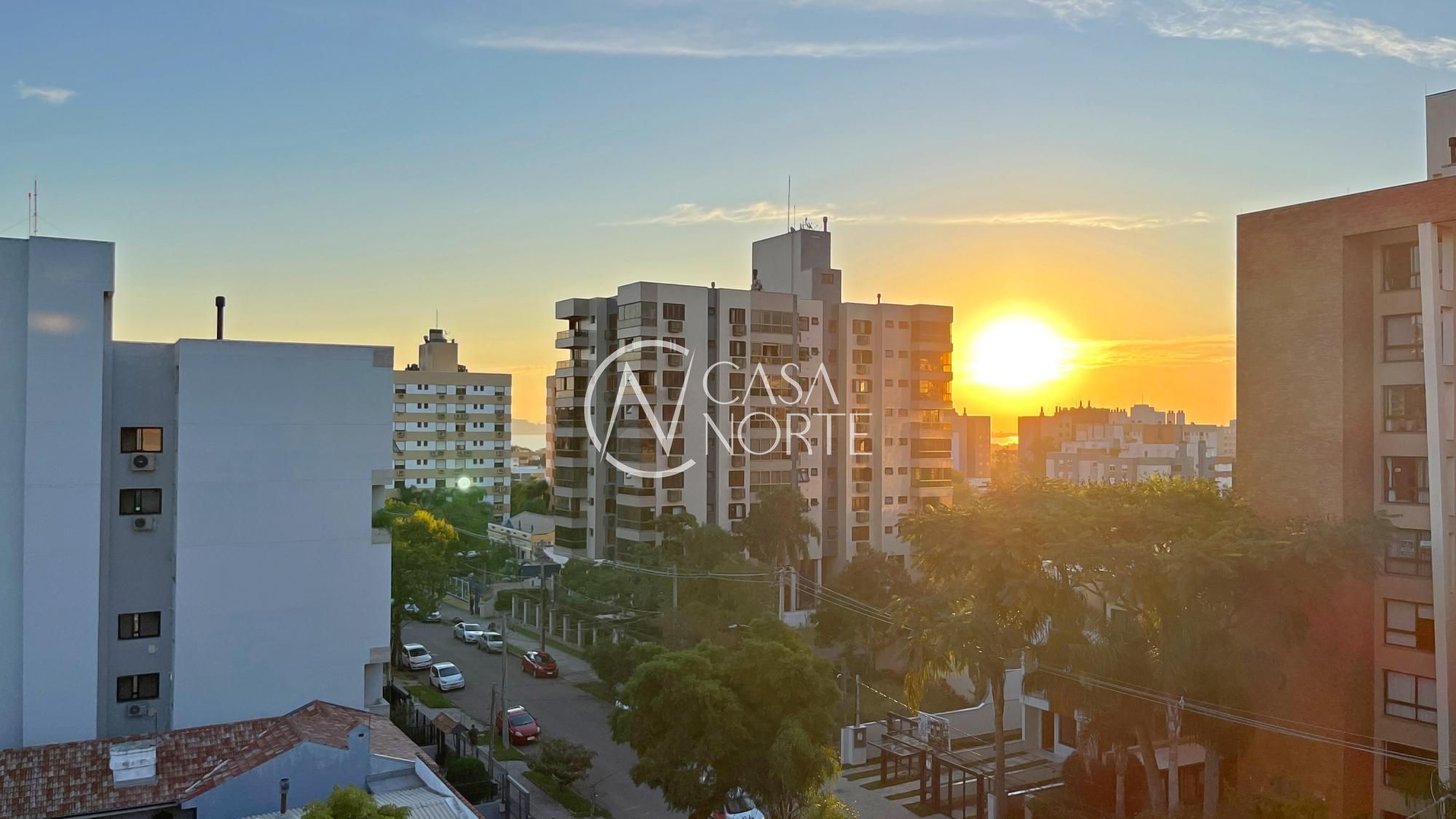 Apartamento à venda com 3 quartos, 90m², 1 suíte, 2 vagas, Rua Doutor Pereira Neto no bairro Tristeza em Porto Alegre