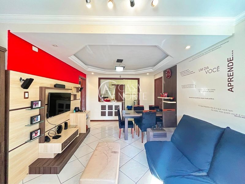 Casa à venda com 2 quartos, 108m², 1 suíte, 2 vagas, Pau Brasil no bairro Hípica em Porto Alegre