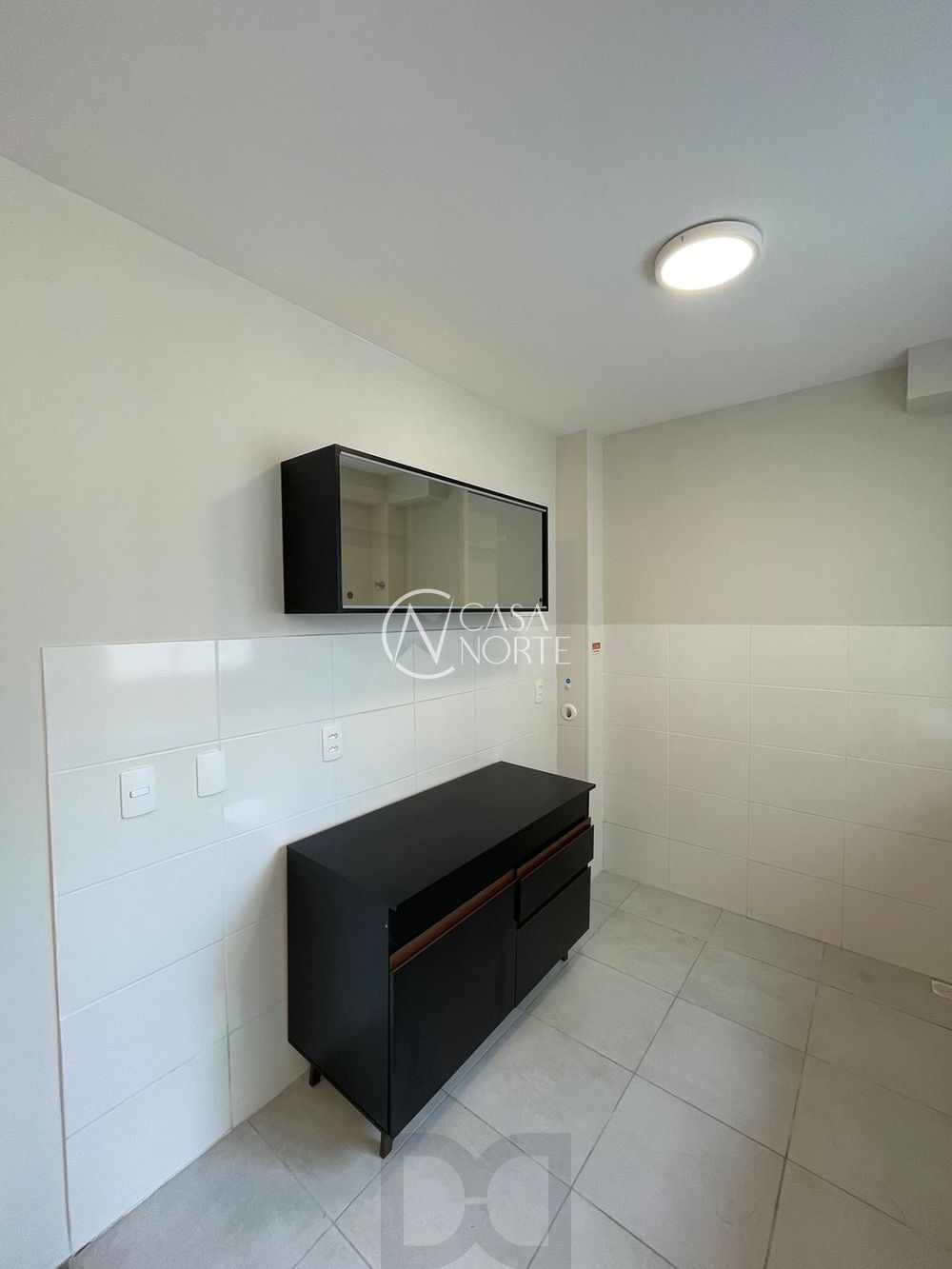 Apartamento à venda com 2 quartos, 40m², 2 vagas, Rua Antônio Onofre da Silveira no bairro Restinga em Porto Alegre