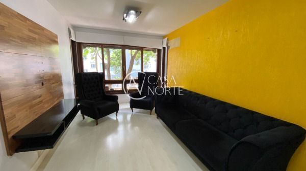 Apartamento à venda com 2 quartos, 74m², 1 vaga, Rua Doutor Pereira Neto no bairro Tristeza em Porto Alegre