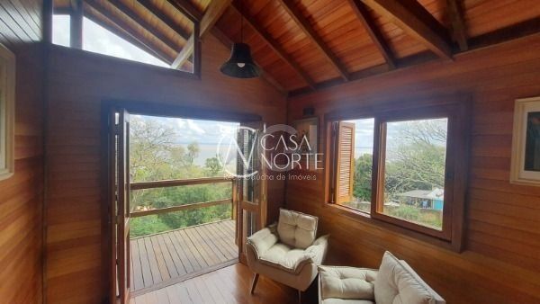 Casa à venda com 4 quartos, 90m², 2 vagas, Avenida Joaquim Martins da Silva no bairro Belém Novo em Porto Alegre