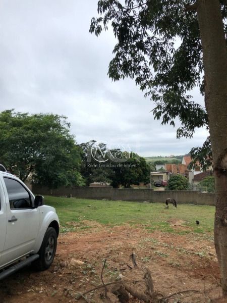 Terreno à venda , 142m², Estrada Jorge Pereira Nunes no bairro Campo Novo em Porto Alegre