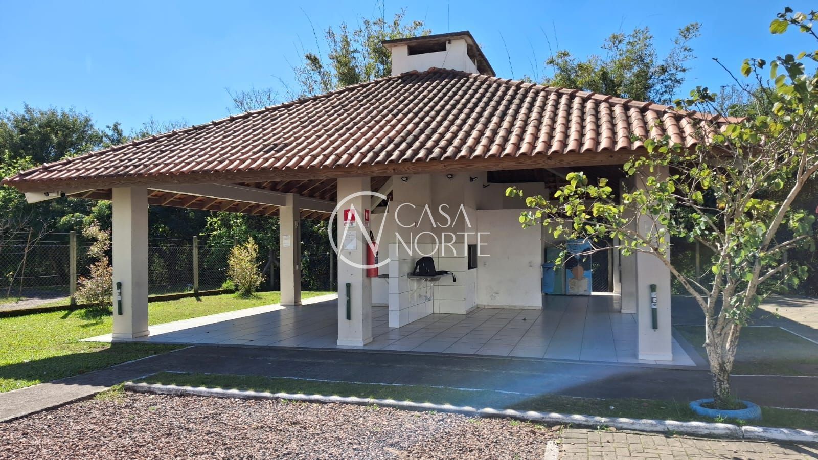 Apartamento à venda com 2 quartos, 51m², 1 vaga, Rua Gentil Claudionor de Souza Lopes no bairro Chapéu do Sol em Porto Alegre