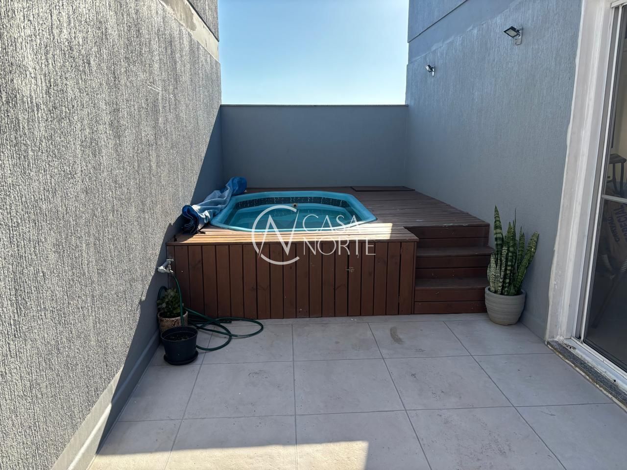 Casa de Condomínio à venda com 3 quartos, 131m², 1 suíte, 2 vagas, Avenida Otto Niemeyer no bairro Cavalhada em Porto Alegre