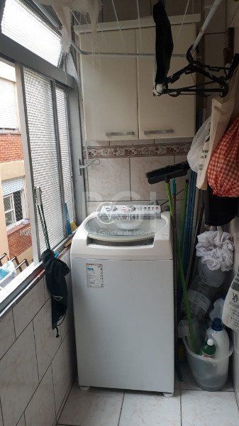 Apartamento à venda com 2 quartos, 67m², Avenida Jacui no bairro Cristal em Porto Alegre