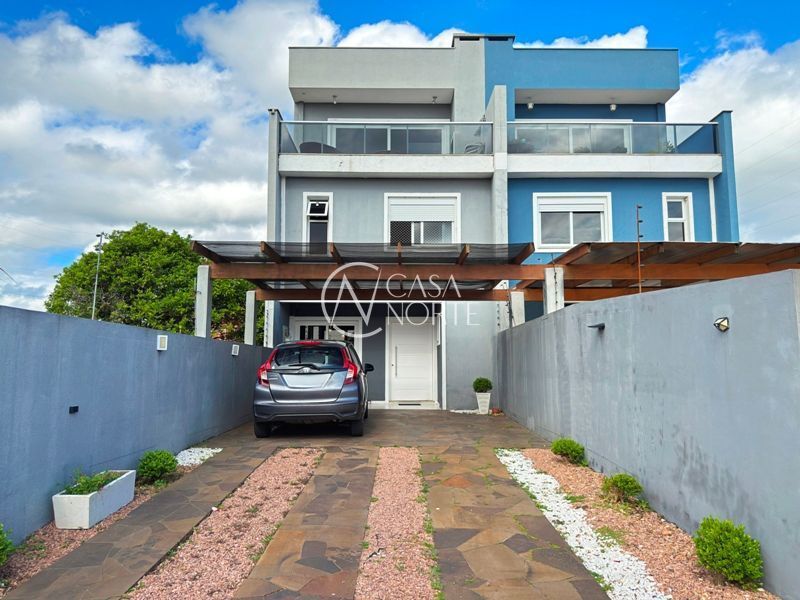 Casa à venda com 3 quartos, 178m², 1 suíte, 4 vagas, Avenida Guaíba no bairro Ipanema em Porto Alegre