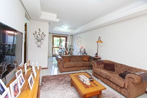 Casa de Condomínio à venda com 3 quartos, 150m², 1 suíte, 2 vagas, Avenida da Serraria no bairro Espírito Santo em Porto Alegre