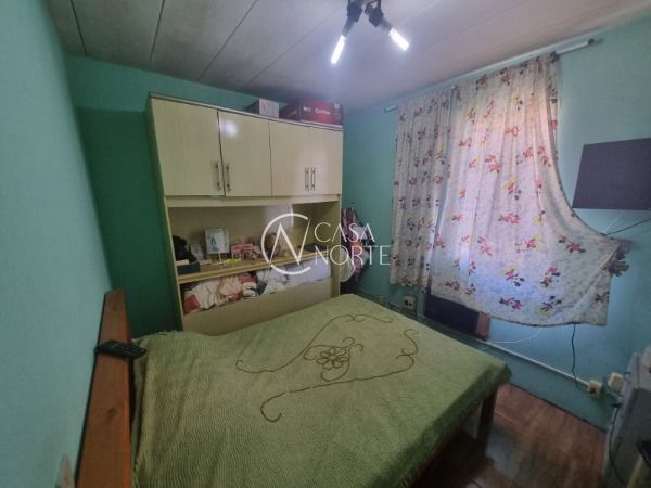 Casa de Condomínio à venda com 2 quartos, 47m², 1 vaga, Rua Atílio Supertti no bairro Vila Nova em Porto Alegre