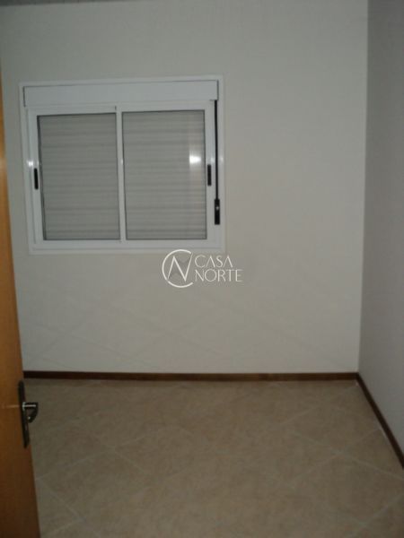 Casa à venda com 2 quartos, 51m², 2 vagas, Estrada Costa Gama no bairro Restinga em Porto Alegre