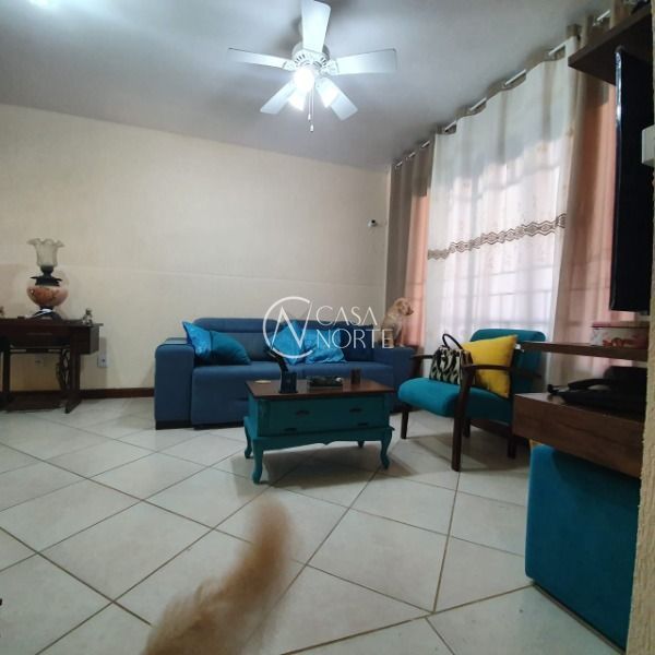 Casa à venda com 3 quartos, 185m², 1 suíte, 2 vagas, Olecio Cavedini no bairro Ipanema em Porto Alegre