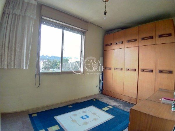 Apartamento à venda com 3 quartos, 59m², 1 vaga, Rua Doutor Pio Fiori de Azevedo no bairro Vila Nova em Porto Alegre